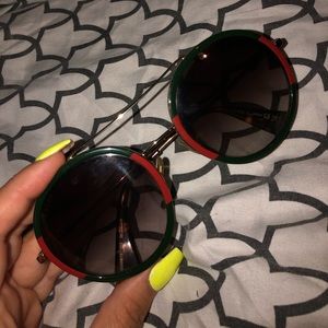 Gucci Round frame metal sunglasses